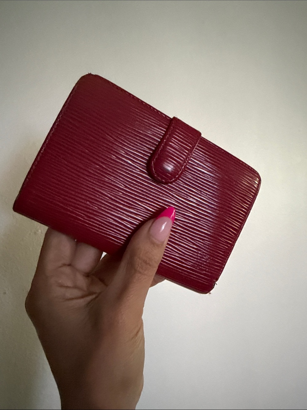 Louis Vuitton Red Epi Porte monnaie billets viennois kiss lock Wallet